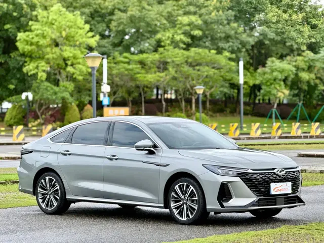 Chery Arrizo 8 — Фото автомобиля 3