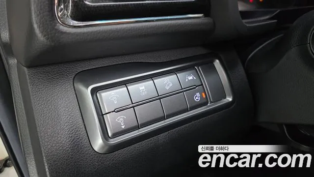 KG_Mobility_Ssangyong TIBOLI Very New Tivoli Бензин 1.5 2WD — Фото автомобиля 13