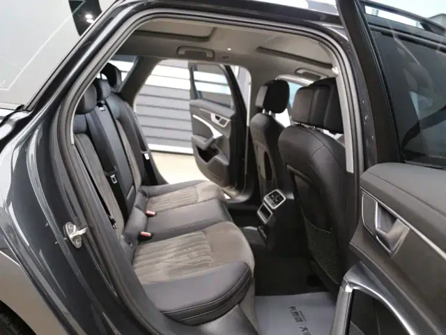 Audi A6 — Фото автомобиля 23