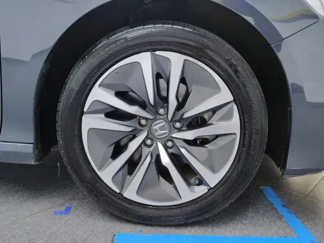 Honda Accord — Фото автомобиля 6