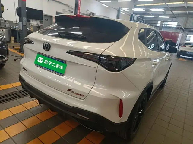 Changan X5 Plus — Фото автомобиля 6