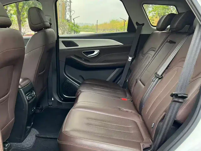 Jetour X90 Plus — Фото автомобиля 8