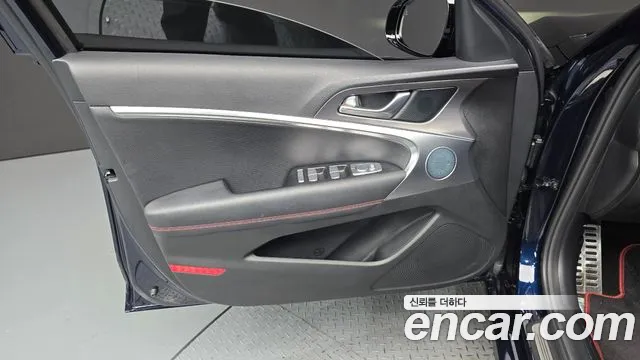Genesis G70 — Фото автомобиля 22