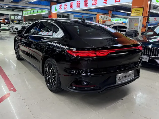 BYD Han — Фото автомобиля 4