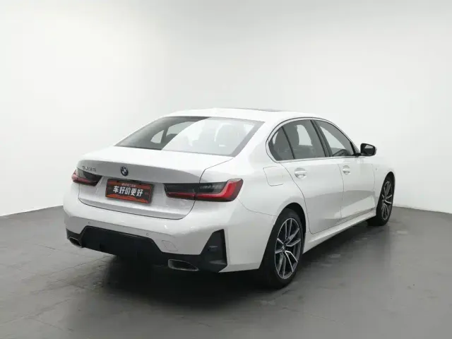 BMW 3 Series — Фото автомобиля 2