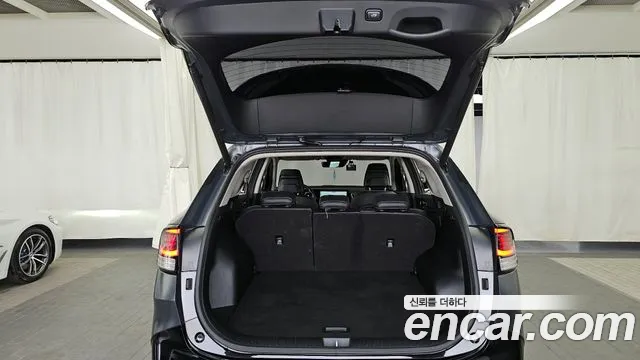 Kia Sportage Sportage 5-е поколение Бензин 1.6 турбо 2WD — Фото автомобиля 20