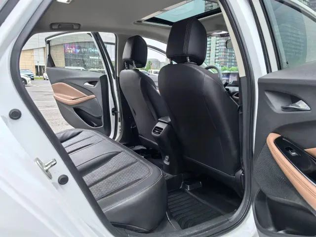 Buick Verano — Фото автомобиля 12