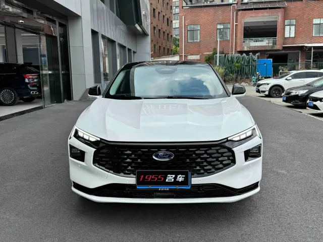 Ford Mondeo — Фото автомобиля 2