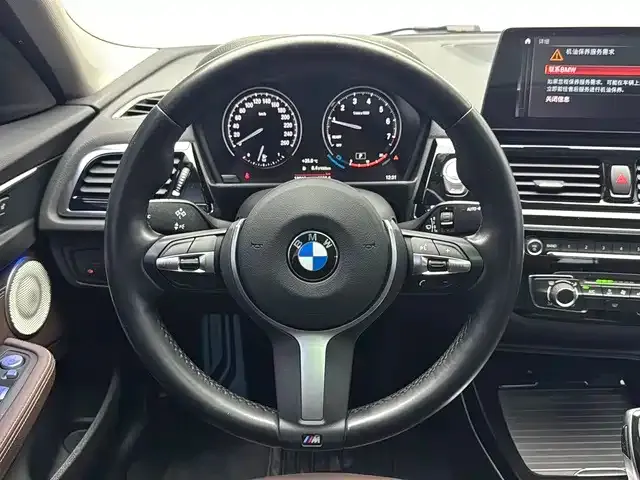 BMW 1 Series — Фото автомобиля 13