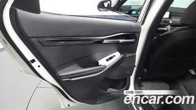 Kia Seltos — Фото автомобиля 14