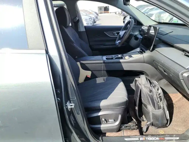 Chery Tiggo 8 PLUS — Фото автомобиля 24