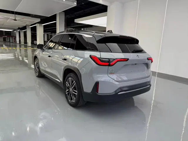 Nio ES6 — Фото автомобиля 13