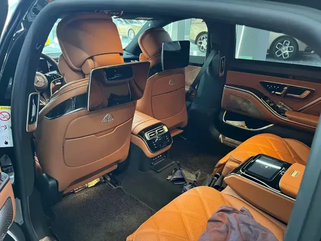 Mercedes-Benz Maybach S-Class — Фото автомобиля 21
