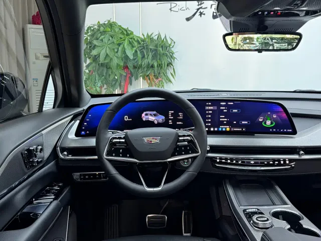 Cadillac XT5 — Фото автомобиля 7