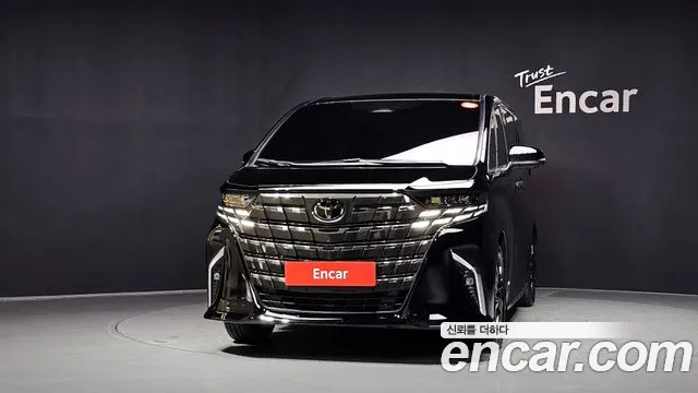 Toyota Alphard — Фото автомобиля 3