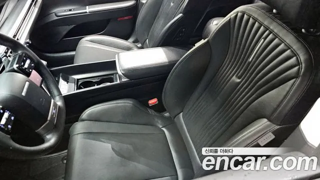 Hyundai Grandeur Grandeur (GN7) 3.5 LPG 2WD (Такси) — Фото автомобиля 24