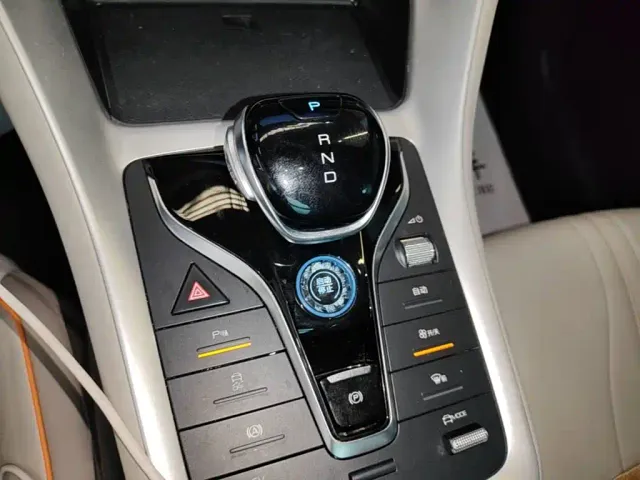 BYD Song Pro — Фото автомобиля 13