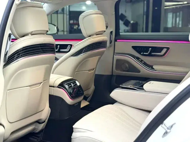 Mercedes-Benz S-Class — Фото автомобиля 4