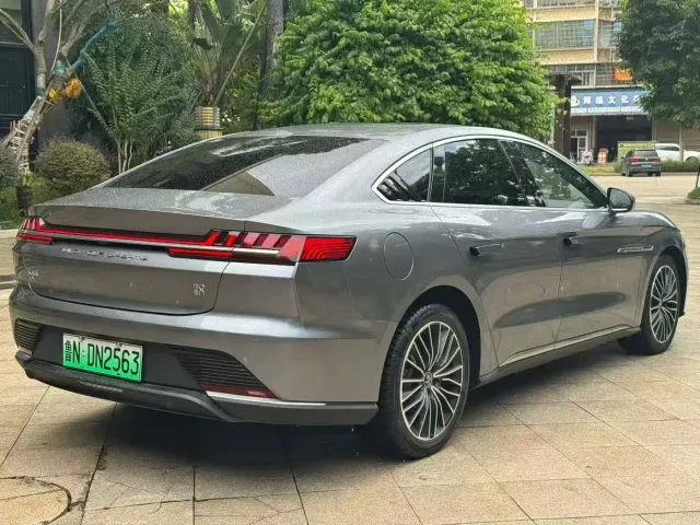 BYD Han — Фото автомобиля 7