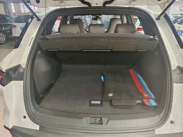 BYD Song Pro — Фото автомобиля 7
