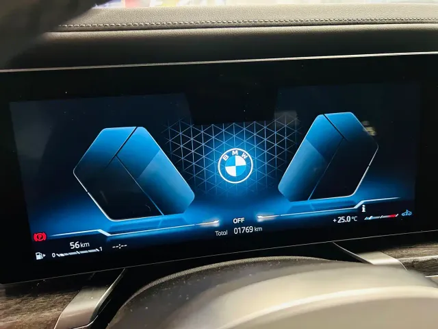 BMW 7 Series — Фото автомобиля 19