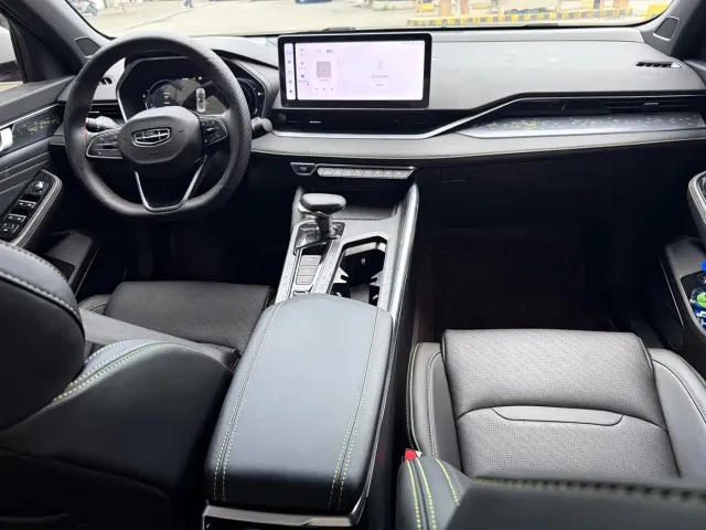 Geely Xingrui — Фото автомобиля 3