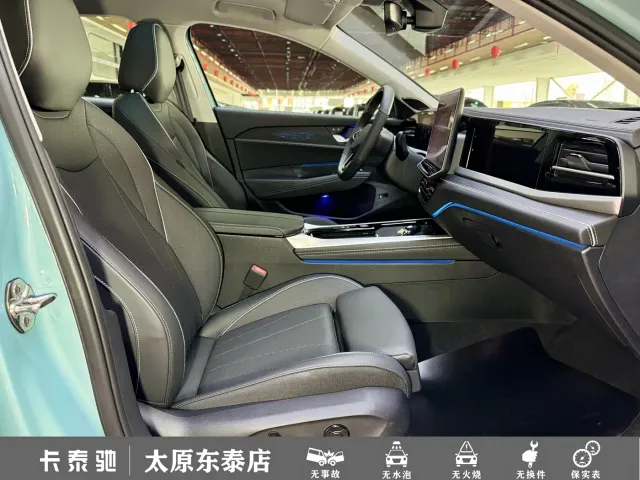 Volkswagen Passat — Фото автомобиля 19