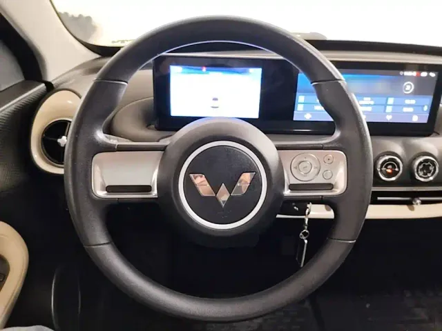 Wuling Bingo — Фото автомобиля 10