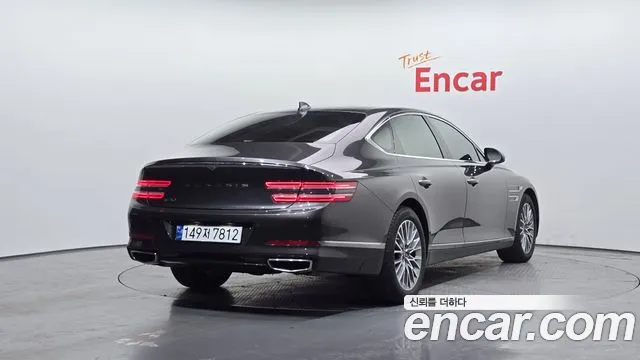 Genesis G80 Бензин 2.5 турбо 2WD — Фото автомобиля 2