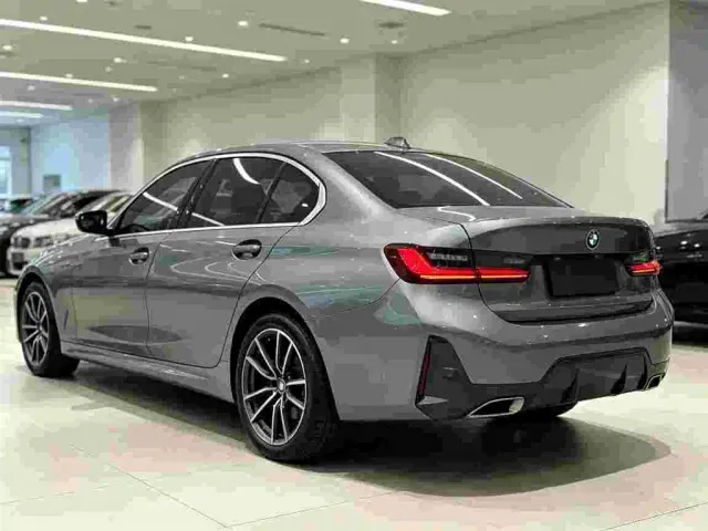 BMW 3 Series — Фото автомобиля 3