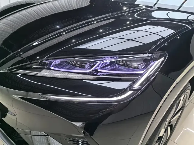 BYD Sealion 07 EV — Фото автомобиля 13