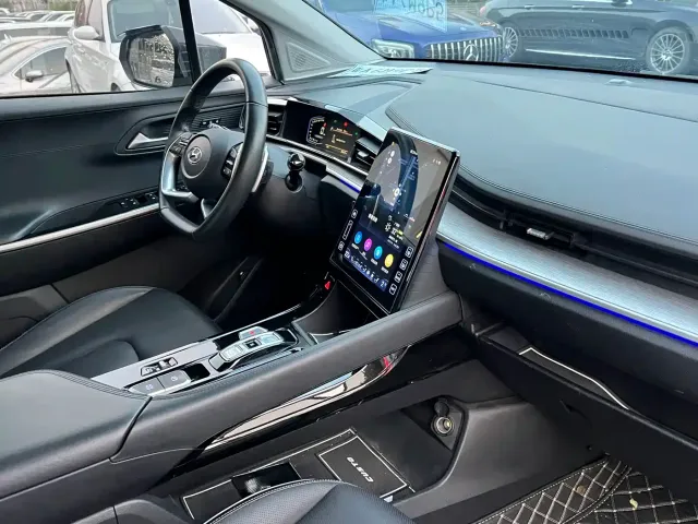 Hyundai Custo — Фото автомобиля 8