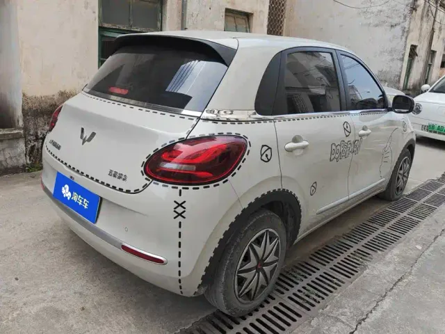 Wuling Bingo — Фото автомобиля 3