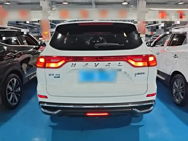 Haval M6 — Фото автомобиля 5