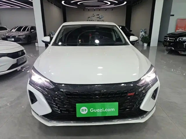 Dongfeng Yixuan MAX — Фото автомобиля 2