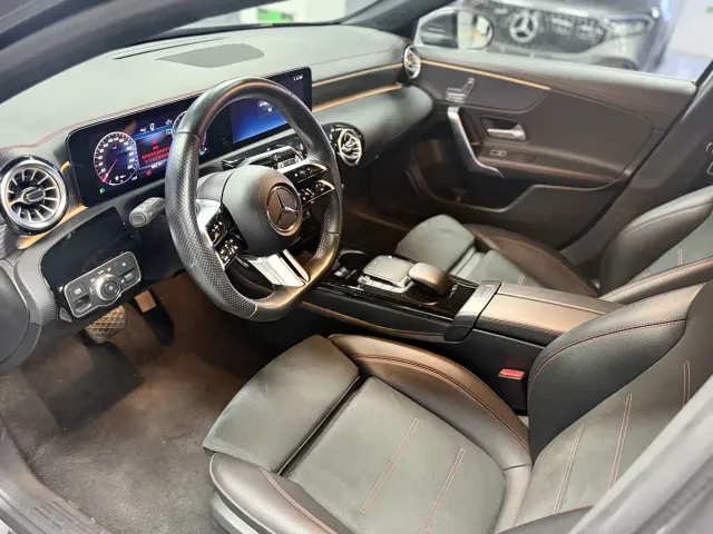 Mercedes-Benz A-Class — Фото автомобиля 12