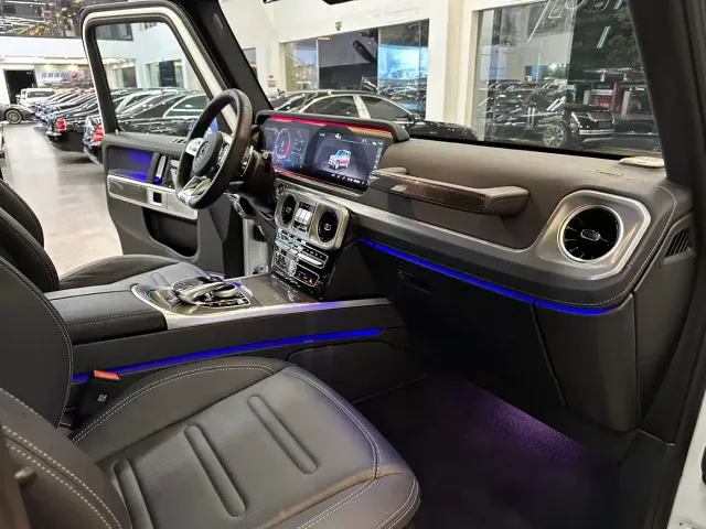 Mercedes-Benz G-Class — Фото автомобиля 9