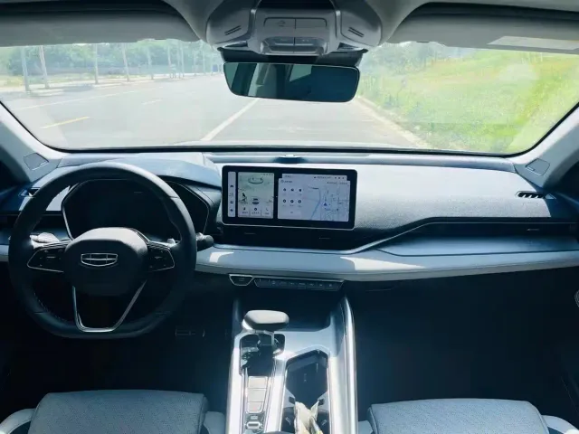 Geely Xingrui — Фото автомобиля 5