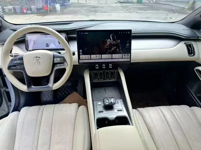 BYD Song L EV — Фото автомобиля 9