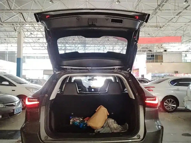 Changan Oushang X5 — Фото автомобиля 18