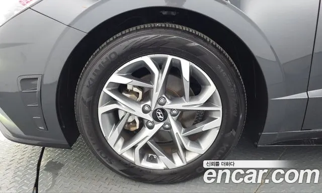 Hyundai Sonata — Фото автомобиля 5