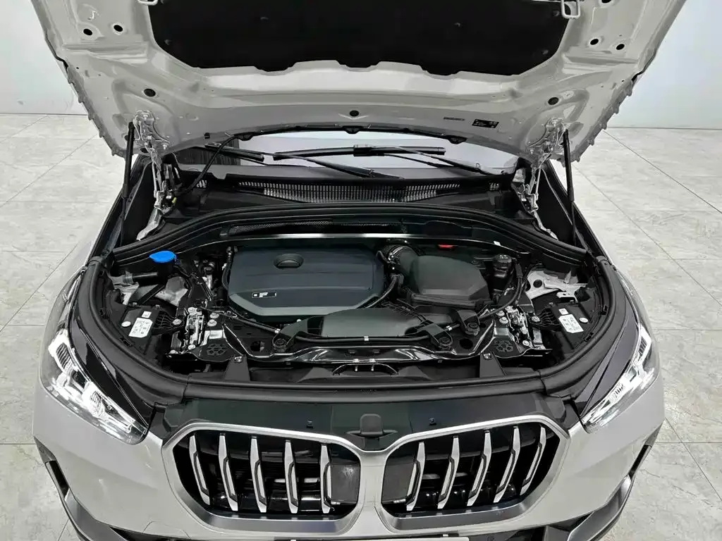BMW BMW X1 2023 sDrive20Li X Design Package — Фото автомобиля 28