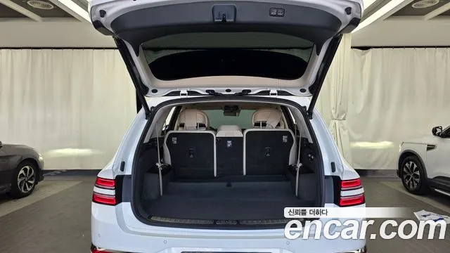 Genesis GV80 — Фото автомобиля 26
