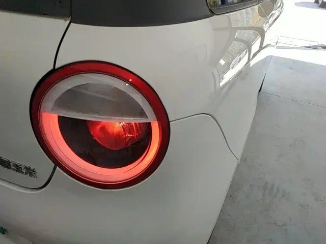 Changan Lumin — Фото автомобиля 7