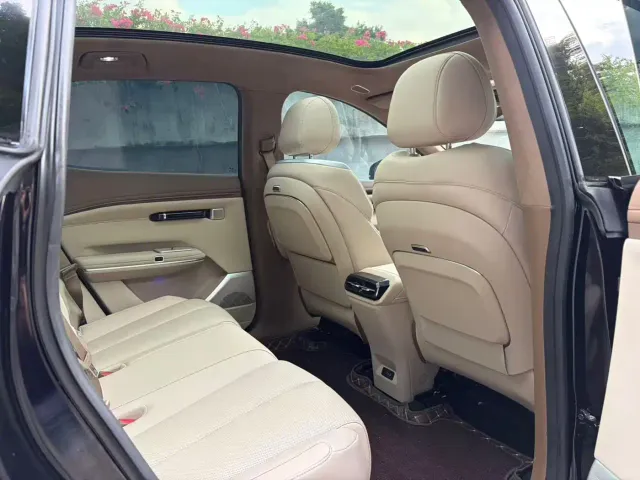 GAC Hyptec HT — Фото автомобиля 15