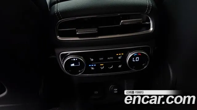Genesis GV80 — Фото автомобиля 17