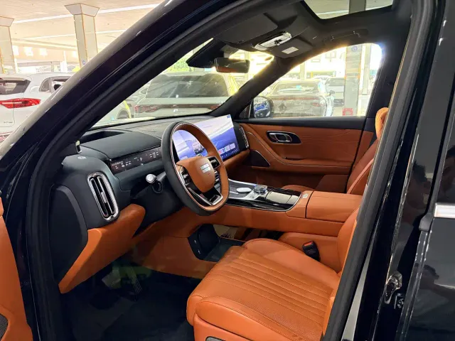 Geely Galaxy M9 — Фото автомобиля 8