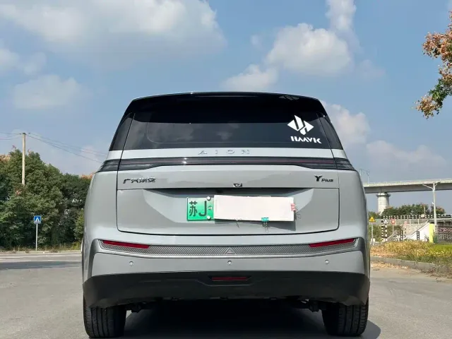 GAC Aion Y — Фото автомобиля 5