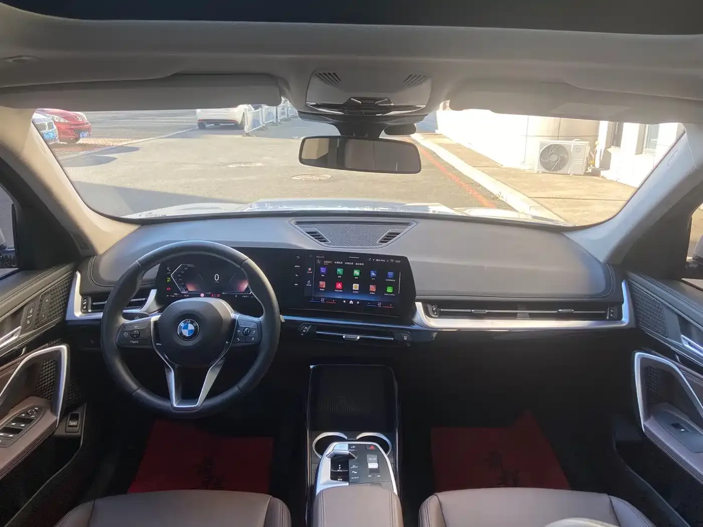 BMW BMW X1 2023 sDrive20Li X Design Package — Фото автомобиля 13