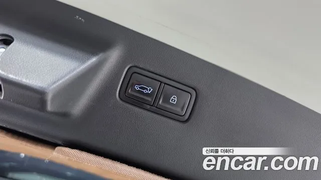 Hyundai Santa Fe MX5 — Фото автомобиля 15